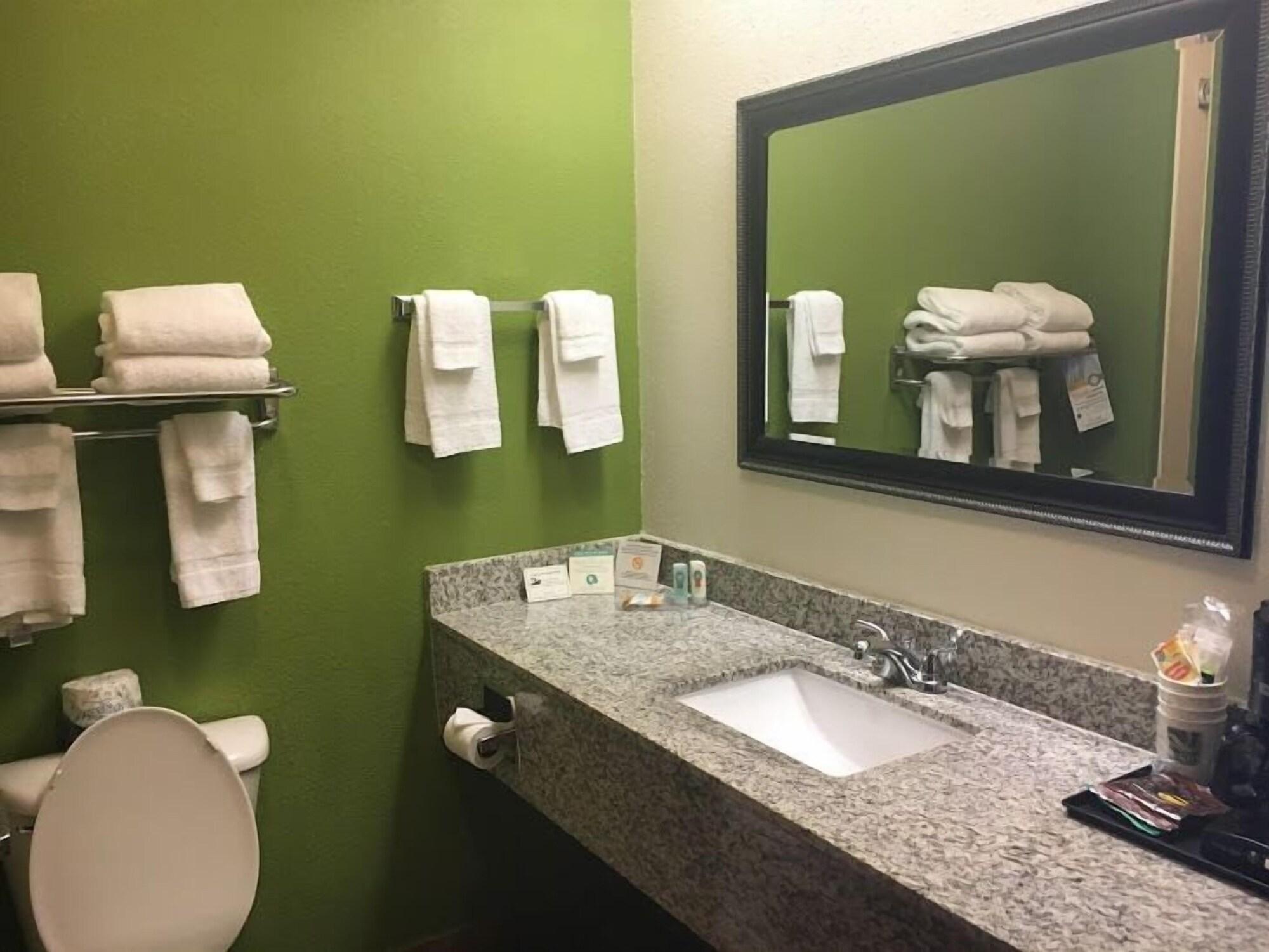 Quality Inn & Suites Airport Austin Kültér fotó