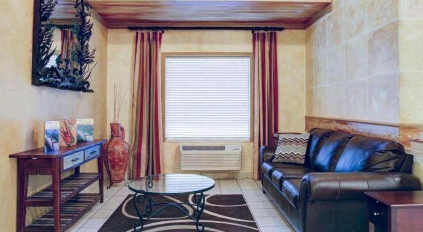Quality Inn & Suites Airport Austin Kültér fotó