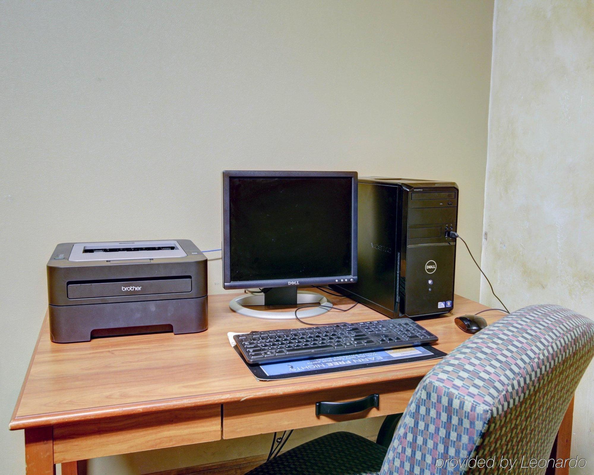 Quality Inn & Suites Airport Austin Kültér fotó