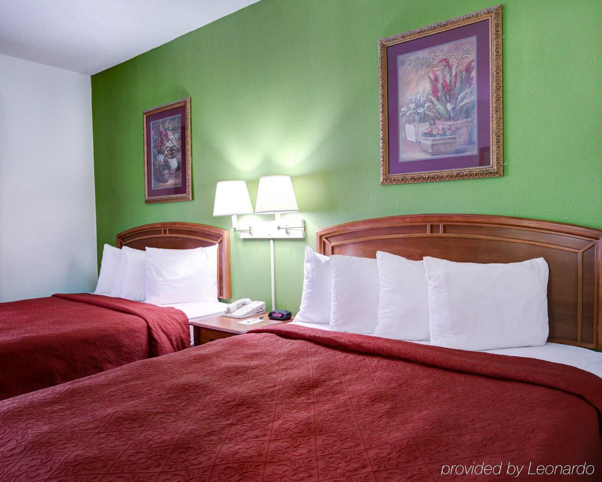 Quality Inn & Suites Airport Austin Kültér fotó
